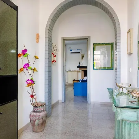 Air-conditioned 300 Meters From With Parking